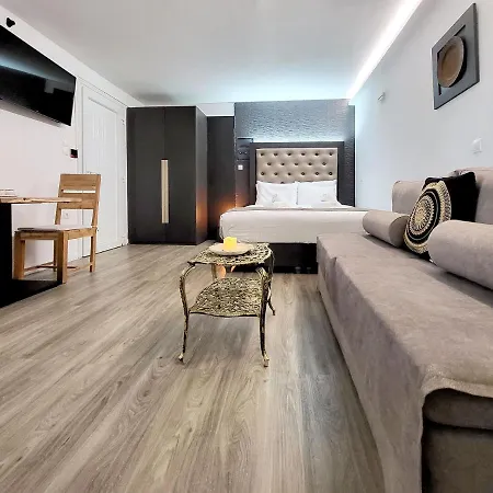 Mykonos Double Luxury Mini - Adults Only * אנו מרה