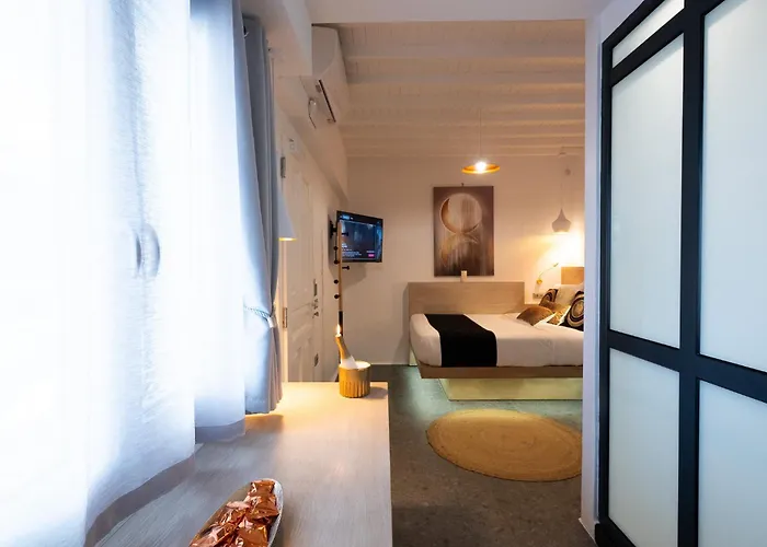 Mykonos Double Luxury Mini Suites-with External Hot Adults Only Ano Mera