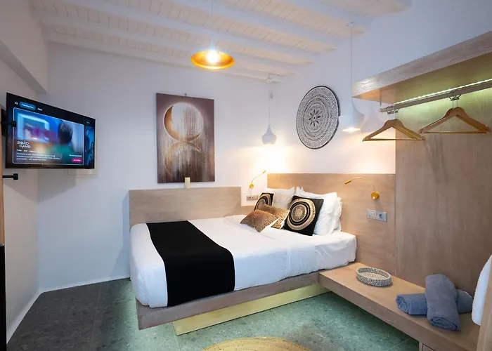 Mykonos Double Luxury Mini Suites-with External Hot Adults Only *