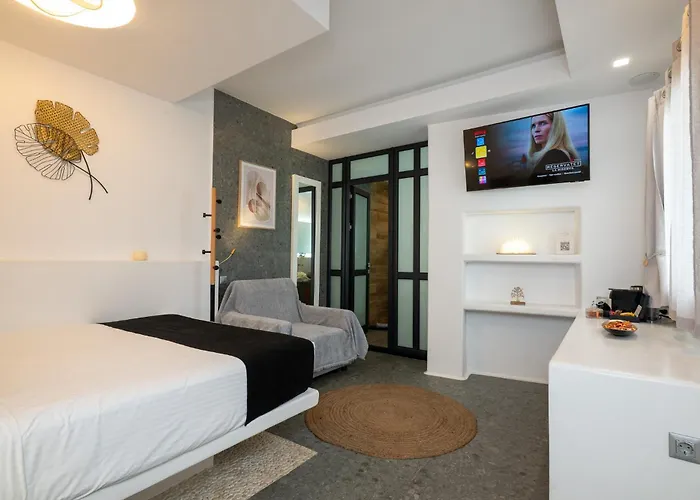 Mykonos Double Luxury Collection-with External Hot Adults Only 아노 메라