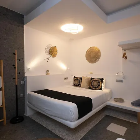 Mykonos Double Luxury Mini Suites-with External Hot Adults Only Ano Mera