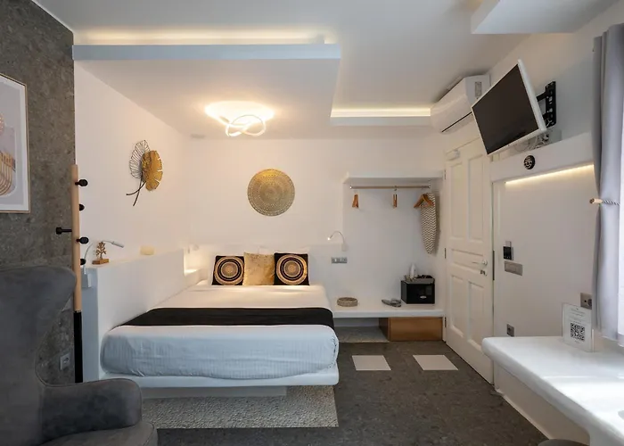 Mykonos Double Luxury Suites Collection-With External Hot Spa Adults Only شقة